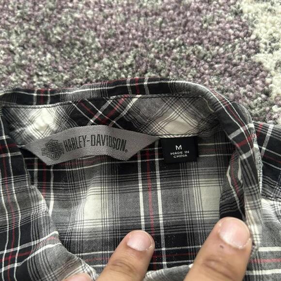 Harley-Davidson HDMC Women's Sleeveless Plaid Button-Up - Picture 2 of 4